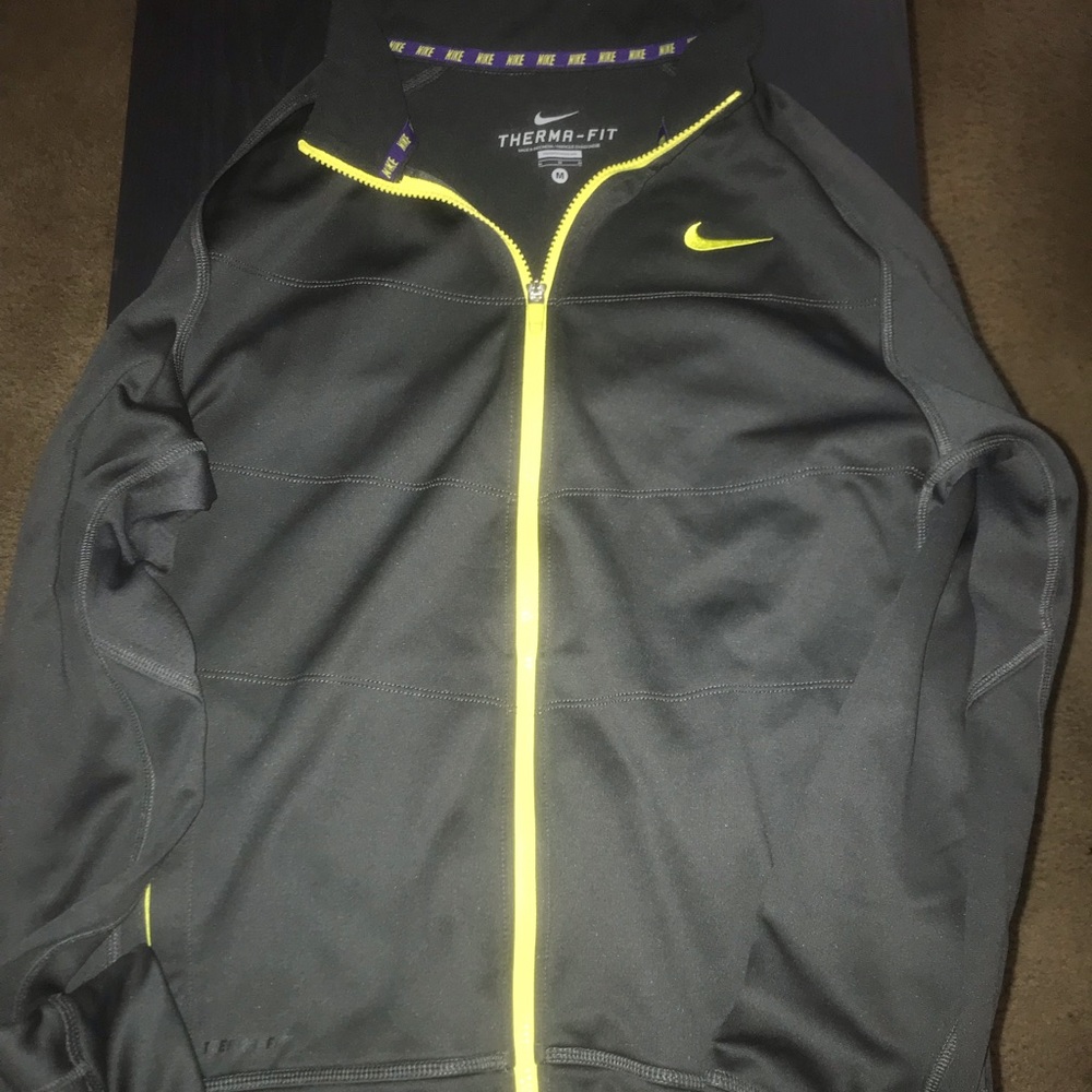 NIKE Therma-Fit Jacket